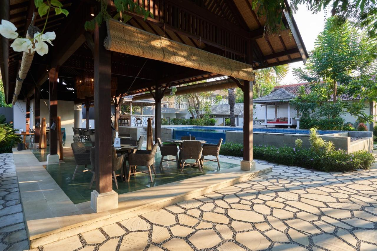 Sudamala Resort, Komodo, Labuan Bajo Exteriér fotografie The resort's pool