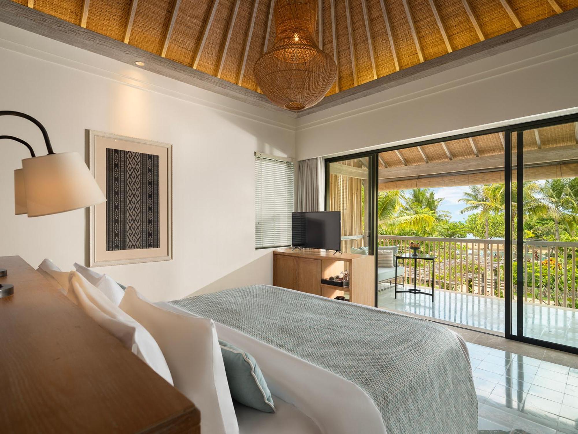 Sudamala Resort, Komodo, Labuan Bajo Exteriér fotografie A bedroom at the resort